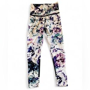 NWT Strut-This Purple and Blue Floral Print Leggings One Size Fits Most
